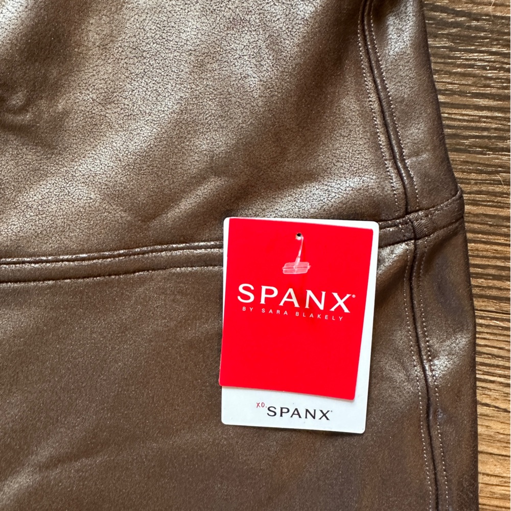 NWT Spanx faux leather leggings. L